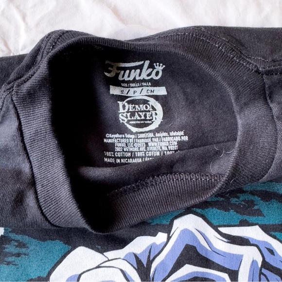 Brand New Funko Pop! Tees Demon Slayer Rui T-Shirt Small GameStop Exclusive - Picture 3 of 6